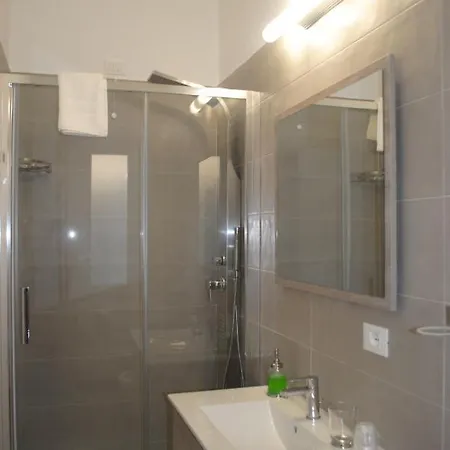 Vicomare 4*